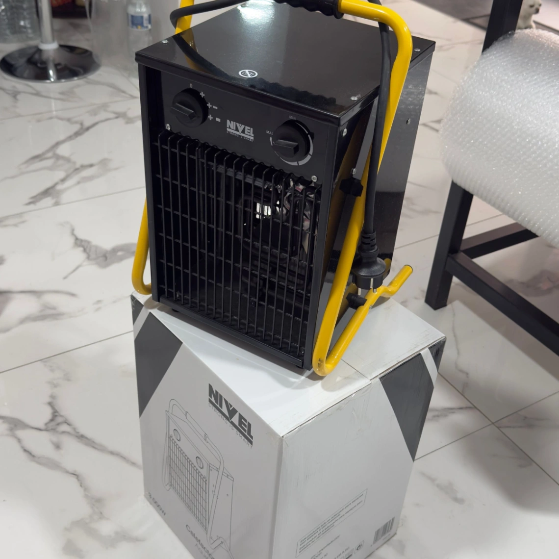 Calefactor Eléctrico Industrial NIVEL 3000W – Como nuevo